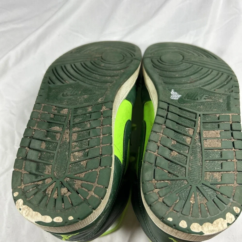 Nike Air Jordan 1 Mid Men's Size 13 Hulk OG Retro 554724-330 distressed Skate